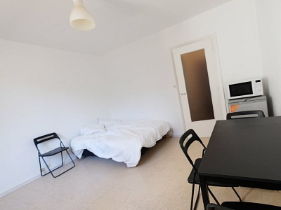 STUDIO A LOUER - ST ETIENNE PROXI.ISTP-ECOLE DES MINES - 24,23 m2 - 360 € charges comprises par mois