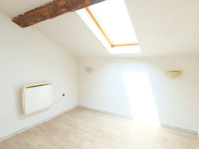 STUDIO A VENDRE - ST ETIENNE FAURIEL - 26.1 m2 - 45000€