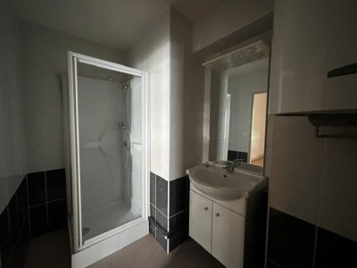 APPARTEMENT T1 A LOUER - ST ETIENNE CARNOT - 29.42 m2 - 345 € charges comprises par mois