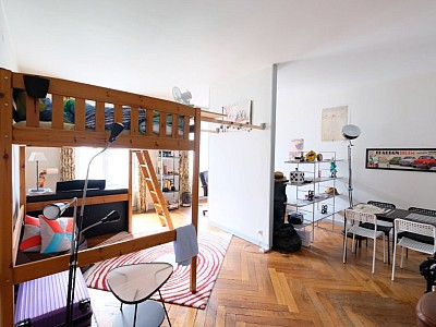 APPARTEMENT T1 A LOUER - ST ETIENNE CENTRE VILLE - 41 m2 - 370 € charges comprises par mois