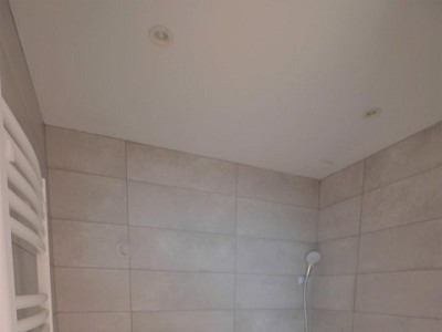 APPARTEMENT T1 A LOUER - ST ETIENNE CENTRE VILLE - 25 m2 - 330 € charges comprises par mois