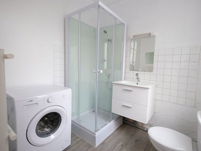 APPARTEMENT T1 A LOUER - ST ETIENNE CENTRE VILLE - 28,8 m2 - 325 € charges comprises par mois