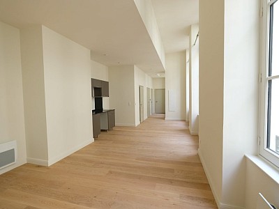 APPARTEMENT T1 A LOUER - ST ETIENNE CENTRE VILLE - 53,67 m2 - 490 € charges comprises par mois