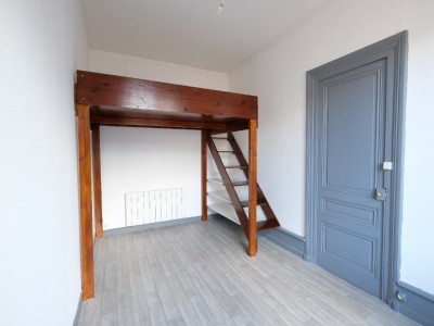 APPARTEMENT T1 A LOUER - ST ETIENNE CENTRE VILLE - 29.6 m2 - 395 € charges comprises par mois
