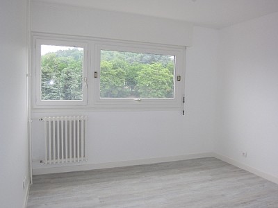 APPARTEMENT T1 A LOUER - ST ETIENNE CENTRE VILLE - 32.64 m2 - 485 € charges comprises par mois