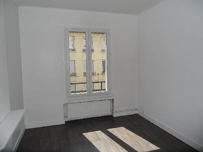 APPARTEMENT T1 A LOUER - ST ETIENNE CENTRE VILLE - 32.93 m2 - 350€ charges comprises par mois
