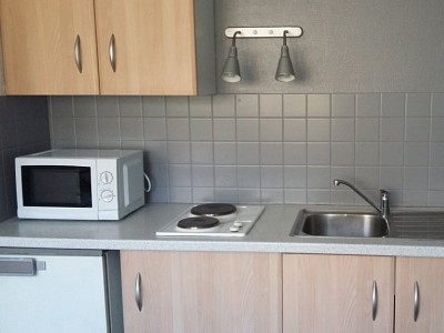 APPARTEMENT T1 A LOUER - ST ETIENNE FACULTE / CENTRE DEUX - 23,6 m2 - 330 € charges comprises par mois