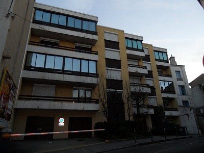 APPARTEMENT T1 A LOUER - ST ETIENNE FACULTE / CENTRE DEUX - 23,6 m2 - 330 € charges comprises par mois