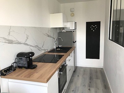 APPARTEMENT T1 A LOUER - ST ETIENNE FAURIEL - 31.65 m2 - 510€ charges comprises par mois