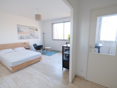 APPARTEMENT T1 A LOUER - ST ETIENNE FAURIEL - 33 m2 - 470 € charges comprises par mois