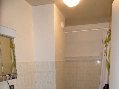 APPARTEMENT T1 A LOUER - ST ETIENNE FAURIEL - 27.69 m2 - 405€ charges comprises par mois