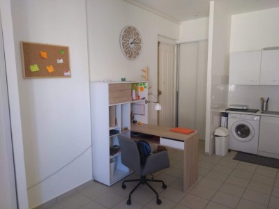 APPARTEMENT T1 A LOUER - ST ETIENNE FAURIEL - 41.72 m2 - 360 € charges comprises par mois