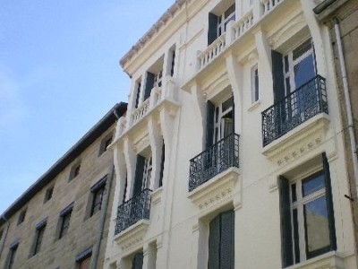 APPARTEMENT T1 A LOUER - ST ETIENNE FAURIEL - 41.72 m2 - 360 € charges comprises par mois