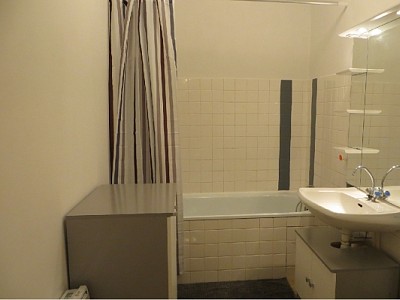 APPARTEMENT T1 A LOUER - ST ETIENNE FAURIEL - 38,14 m2 - 490 € charges comprises par mois