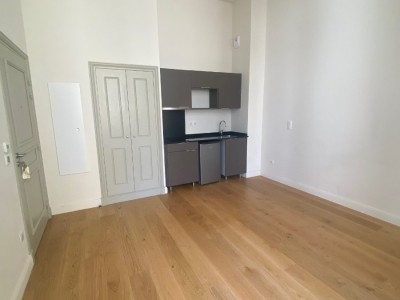 APPARTEMENT T1 A LOUER - ST ETIENNE HYPER CENTRE - 41.89 m2 - 450€ charges comprises par mois