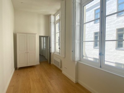 APPARTEMENT T1 A LOUER - ST ETIENNE HYPER CENTRE - 41.89 m2 - 450€ charges comprises par mois