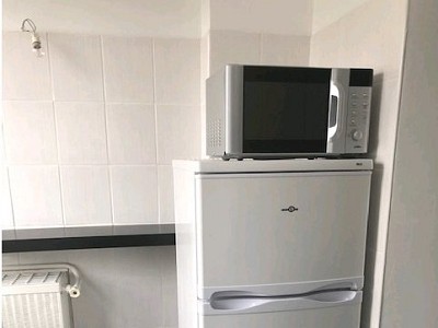 APPARTEMENT T1 A LOUER - ST ETIENNE LA MTARE - 25 m2 - 380 € charges comprises par mois