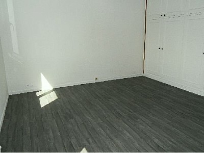 APPARTEMENT T1 A LOUER - ST ETIENNE PROCHE PARC DE L EUROPE - 31.78 m2 - 400€ charges comprises par mois