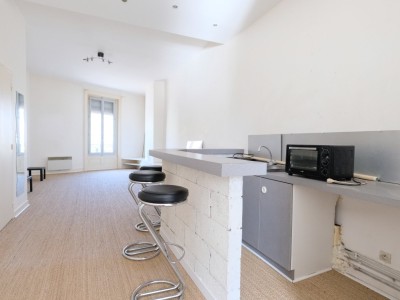APPARTEMENT T1 A VENDRE - ST ETIENNE CHATEAUCREUX - 42.64 m2 - 49 000 &euro;