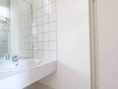 APPARTEMENT T1 A VENDRE - ST ETIENNE CHATEAUCREUX - 42.64 m2 - 49 000 &euro;