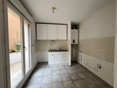 APPARTEMENT T1 - ST ETIENNE FAURIEL - 30.09 m2 - VENDU
