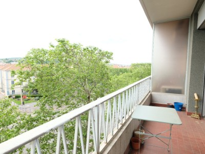 APPARTEMENT T1 A VENDRE - ST ETIENNE FAURIEL - 58.16 m2 - 67000€