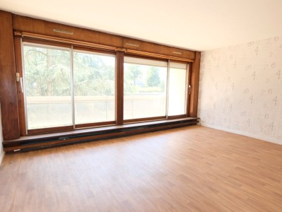 APPARTEMENT T1 A VENDRE - ST ETIENNE FAURIEL - 41.99 m2 - 70000€