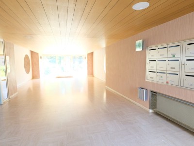 APPARTEMENT T1 A VENDRE - ST ETIENNE FAURIEL - 41.99 m2 - 70000€