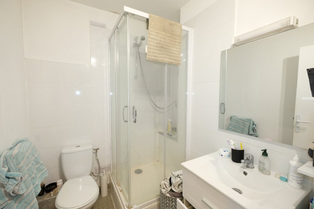 APPARTEMENT T1 A VENDRE - ST ETIENNE FAURIEL - 32.44 m2 - 39�000�&euro;