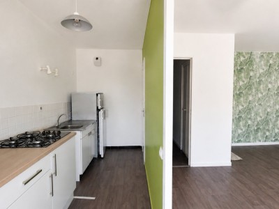 APPARTEMENT T1 A VENDRE - ST ETIENNE FAURIEL - 31.75 m2 - 49 000 &euro;