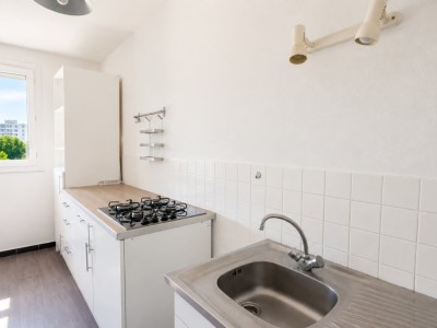 APPARTEMENT T1 A VENDRE - ST ETIENNE FAURIEL - 31.75 m2 - 49 000 &euro;