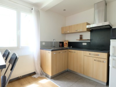APPARTEMENT T1 A VENDRE - ST ETIENNE MONTPLAISIR - 27 m2 - 53500€