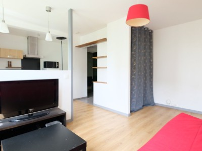 APPARTEMENT T1 A VENDRE - ST ETIENNE MONTPLAISIR - 27 m2 - 53500€