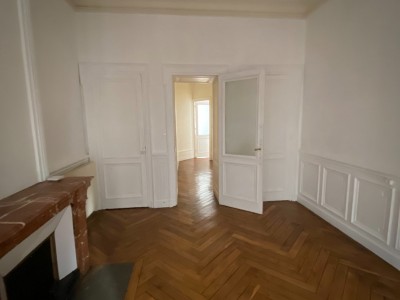 APPARTEMENT T2 A LOUER - ST ETIENNE BADOUILLRE - 80,57 m2 - 495 € charges comprises par mois