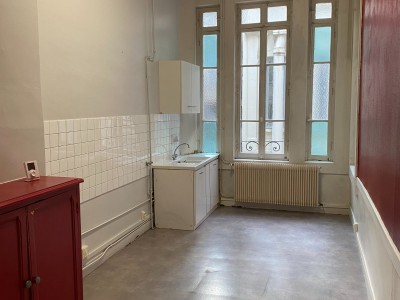 APPARTEMENT T2 A LOUER - ST ETIENNE BADOUILLRE - 80,57 m2 - 495 € charges comprises par mois