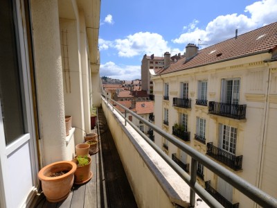 APPARTEMENT T2 A LOUER - ST ETIENNE BADOUILLRE - 55.7 m2 - 750€ charges comprises par mois