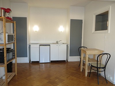 APPARTEMENT T2 A LOUER - ST ETIENNE BADOUILLRE - 45.17 m2 - 470€ charges comprises par mois