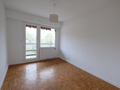 APPARTEMENT T2 A LOUER - ST ETIENNE BEL AIR - 50 m2 - 600 &euro; charges comprises par mois