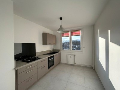 APPARTEMENT T2 A LOUER - ST ETIENNE BELLEVUE - 52.92 m2 - 600 &euro; charges comprises par mois