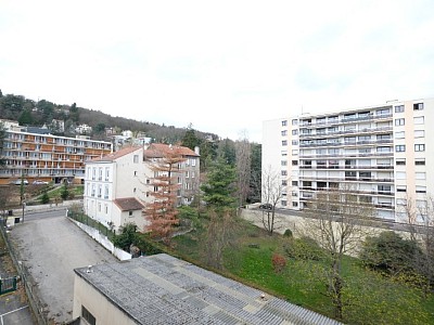 APPARTEMENT T2 A LOUER - ST ETIENNE BERGSON - 49.05 m2 - 520 € charges comprises par mois