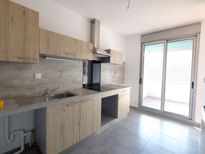 CITE DU DESIGN A LOUER - ST ETIENNE CARNOT - 46,49 m2 - 550 € charges comprises par mois