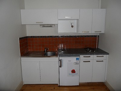 APPARTEMENT T2 A LOUER - ST ETIENNE CENTRE VILLE - 50.3 m2 - 420�&euro; charges comprises par mois