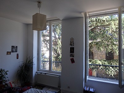 APPARTEMENT T2 A LOUER - ST ETIENNE CENTRE VILLE - 42.32 m2 - 380 € charges comprises par mois