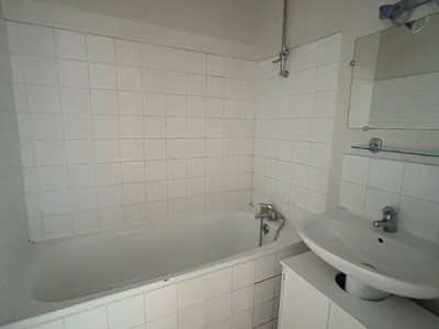 APPARTEMENT T2 A LOUER - ST ETIENNE CENTRE VILLE - 51.29 m2 - 450€ charges comprises par mois