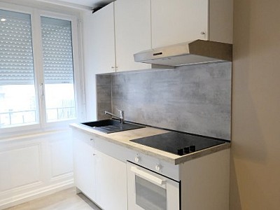 APPARTEMENT T2 A LOUER - ST ETIENNE CENTRE VILLE - 60 m2 - 520�&euro; charges comprises par mois