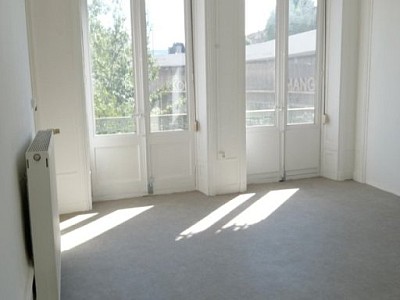 APPARTEMENT T2 A LOUER - ST ETIENNE CENTRE VILLE - 57.34 m2 - 444 &euro; charges comprises par mois