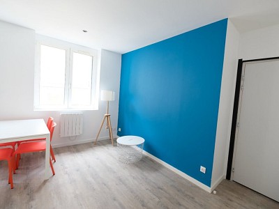 APPARTEMENT T2 A LOUER - ST ETIENNE CENTRE VILLE - 32,2 m2 - 430 € charges comprises par mois