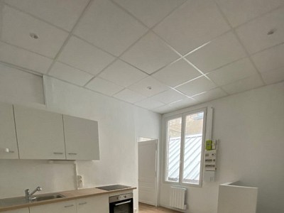 APPARTEMENT T2 A LOUER - ST ETIENNE CENTRE VILLE - 38,19 m2 - 385 € charges comprises par mois