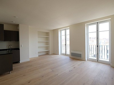 APPARTEMENT T2 A LOUER - ST ETIENNE CENTRE VILLE - 57.52 m2 - 640€ charges comprises par mois