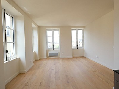 APPARTEMENT T2 A LOUER - ST ETIENNE CENTRE VILLE - 55.54 m2 - 595€ charges comprises par mois